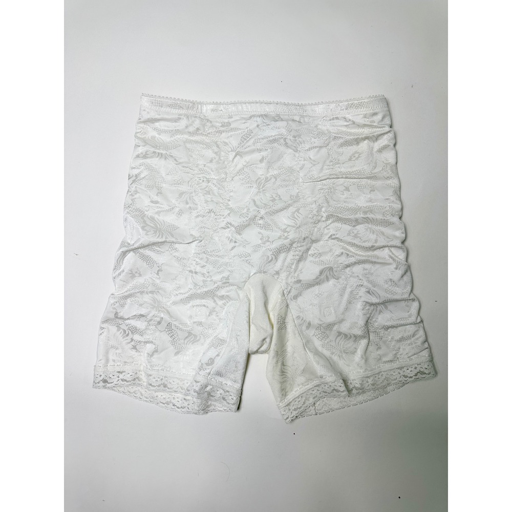 Vintage 80s Adonna JCPenney Shapewear Shorts White Lace Floral Girdle 4525 342X
